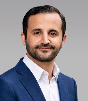 Color Photo of Ersen Taskiran